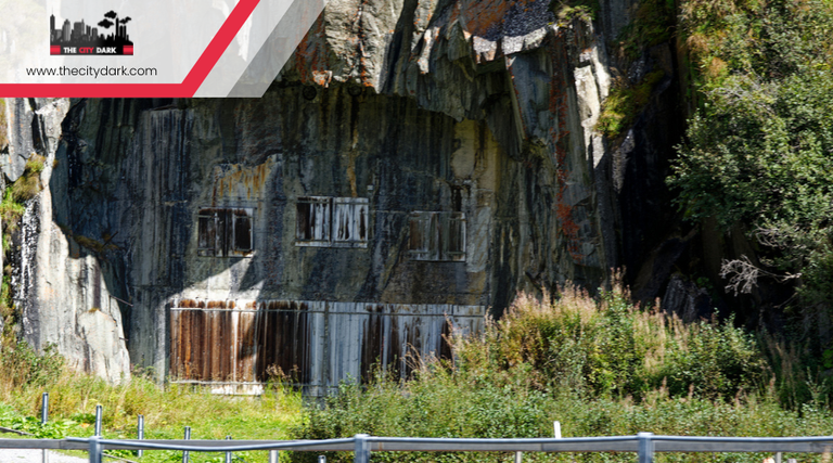 Switzerland’s Secret Fortresses: Uncovering the Hidden Bunkers Beneath