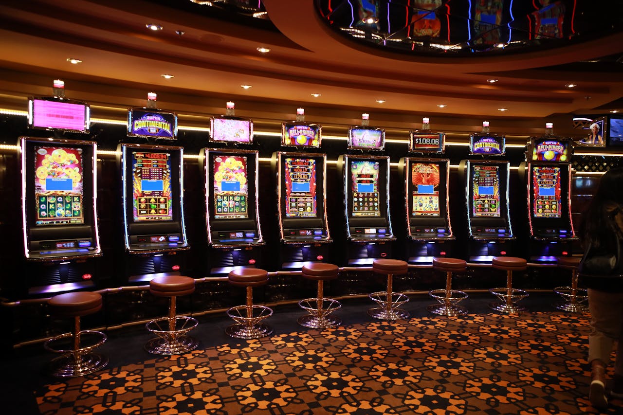Online Slot Games And The Easy Learning Curve For Players