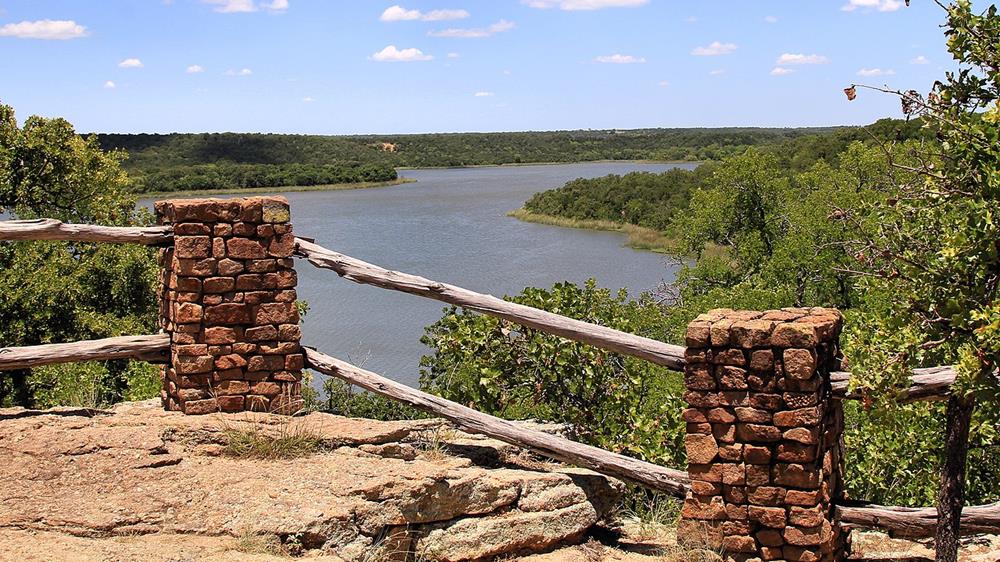 A nice view in Lake Mineral Wells State Park in Parker County, Texas