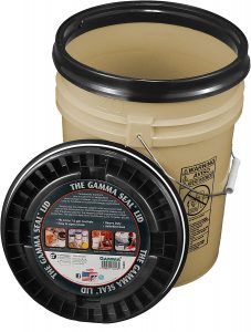 Bucket Kit Five 90 mil Tan 5 Gallon Buckets with Black Gamma Seal Lids