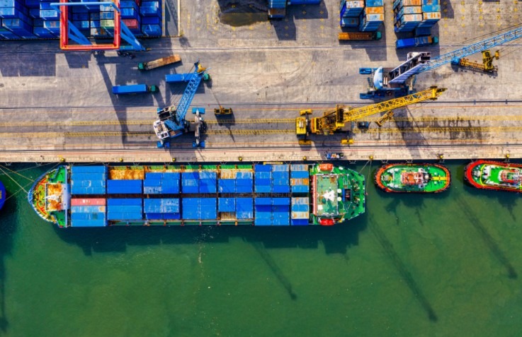 How to Get Started as a Freight Forwarder: A Guide for the Uninformed