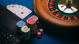 Multiple types of online gambling games