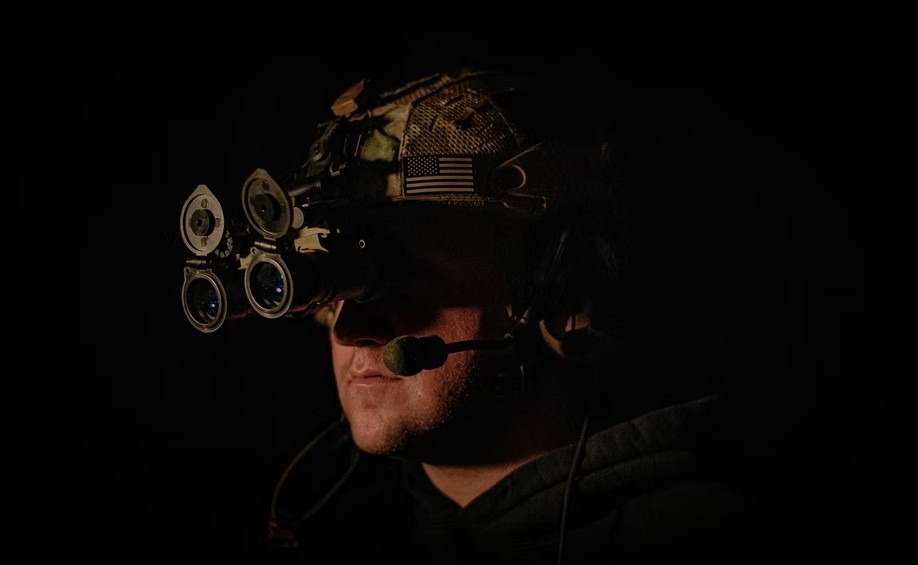 tactical helmet with goggles