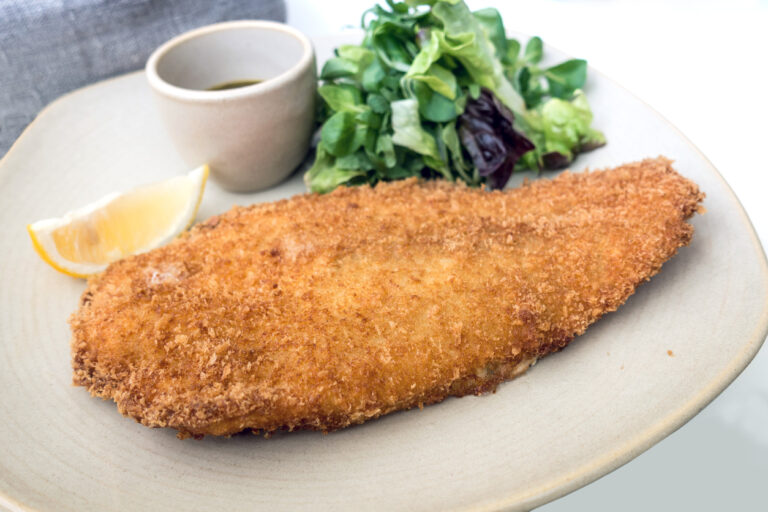 Fintastic Flavours Mastering the Art of Crumbing a Fish