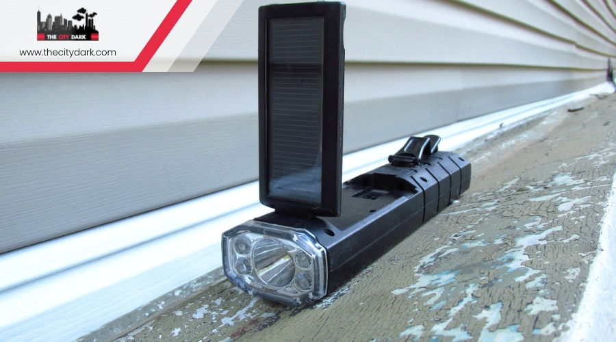 Can Solar-Powered Flashlights Be Reliable in Long-Term Disasters?